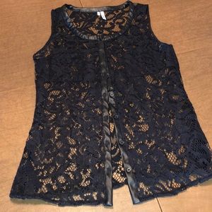 STUDIO Y  Black Lace Sleeveless Button Down Top S